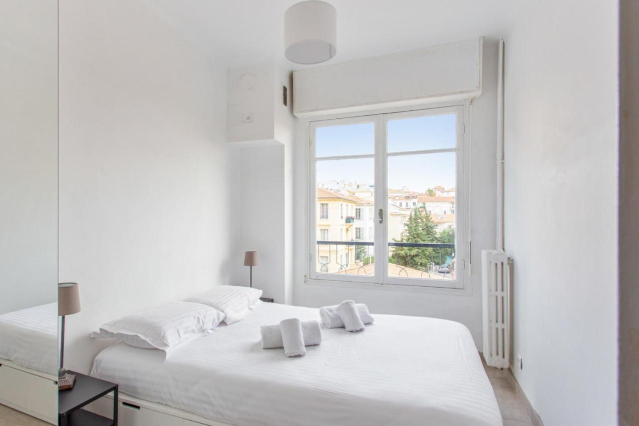 Appartement Liberation - Welkeys Nisa Exterior foto